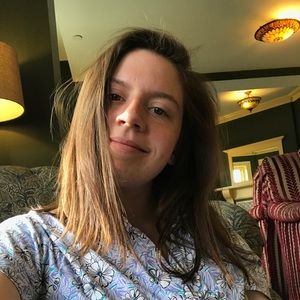 Meet your Posher, Maeve